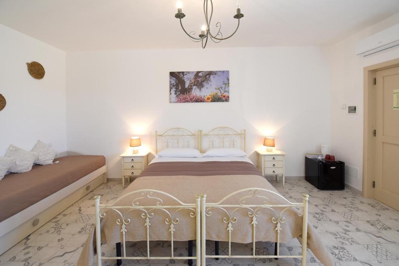 Comfort Triple Room